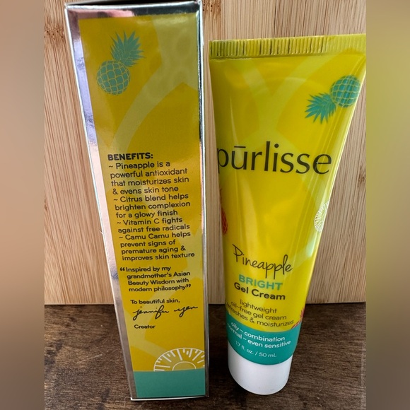 PURLISSE BEAUTY
Pineapple Brightening Gel Cream - Picture 4 of 5